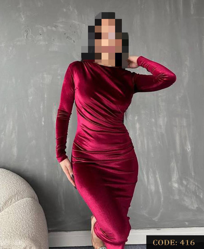 416 پیراهن بلند مجلسی مخمل ساده کره ای دو ور کش قد از سرشانه ۱۳۵ فری سایز ۳۶ تا ۴۶ تن شیک