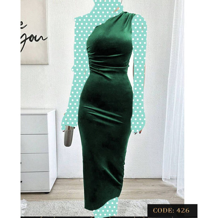 پیراهن مجلسی رومی مخمل دو طرف کشی قواره دار قد ۱۳۰ فری ۳۶ تا ۴۶ تن شیک