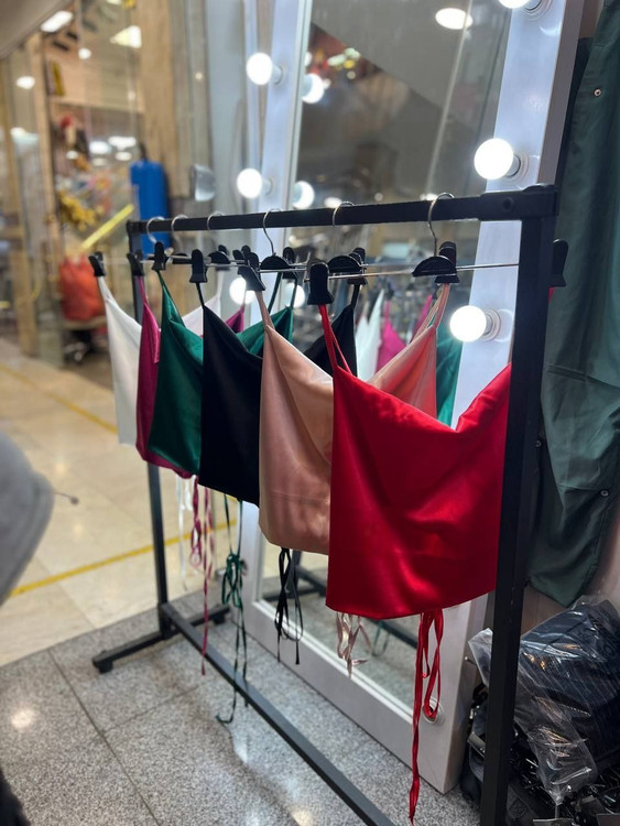 کراپ نیمتنه پشت بند دار ساتن LX کره ای عالی فری ۳۸ تا ۴۲ برای ۴۴ جذب تن شیک