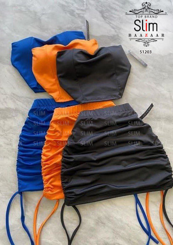 ست کراپ نیمتنه کاپ دار و دامن گتردار جنس (های فلامنت ) فری ۴۰ تا ۴۴ تن شیک