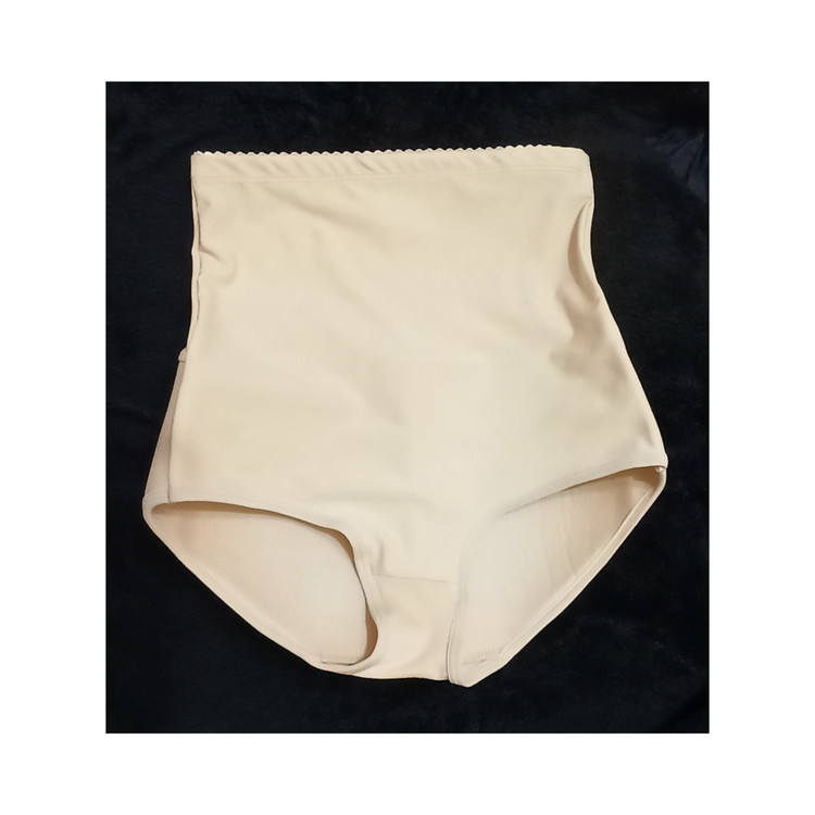 شورت پروتز کمر گنی و کمر ساده مشکی و کرمی فری ۳۶ تا ۴۴ تن شیک