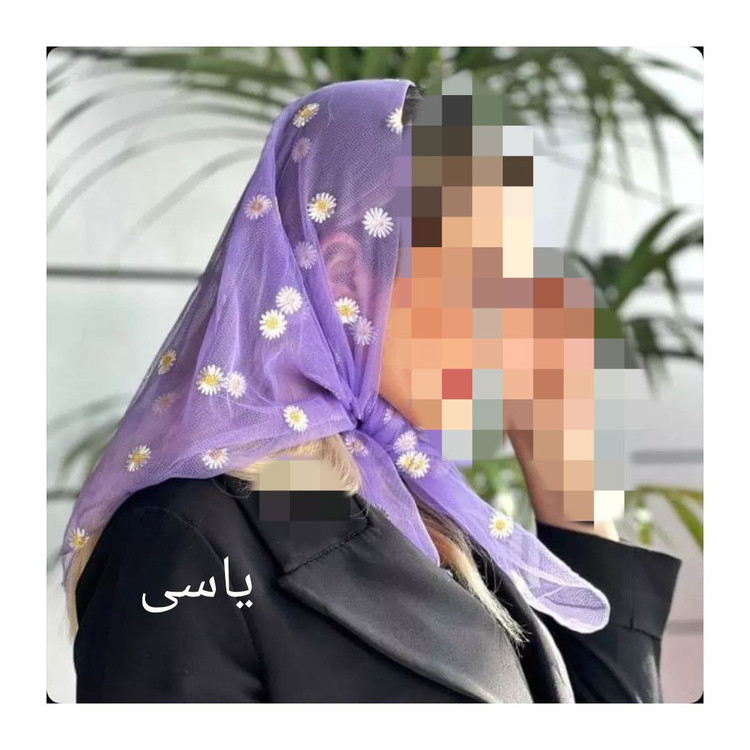 مینی اسکارف بابونه رنگی 70×70 تن شیک