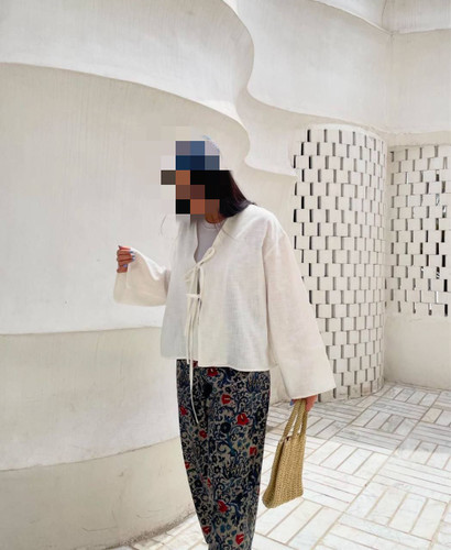 شومیز مانتو کوتاه جلو بند دار پاپیونی فری سایز ۳۸ تا ۴۴ تن شیک