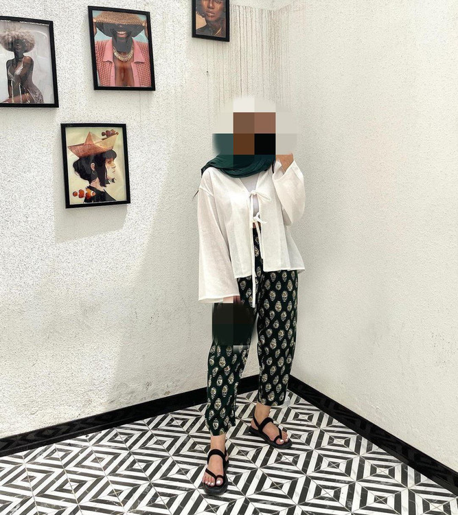 شومیز مانتو کوتاه جلو بند دار پاپیونی فری سایز ۳۸ تا ۴۴ تن شیک