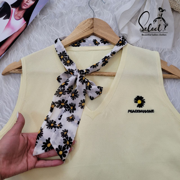 تاپ تیشرت گل بابونه همراه با دستمال گردن کرپ حریر فری سایز ۳۶ تا ۴۶ تن شیک