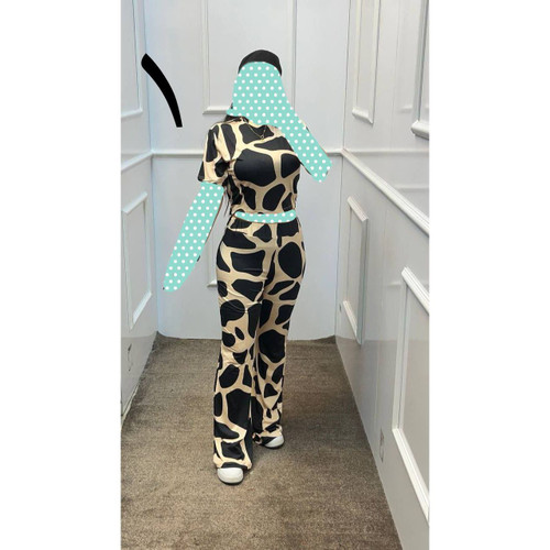 کد 9137 کراپ نیمتنه شلوار بوتکات چاپی فلامنت عالی فری سایز ۳۶ تا ۴۲ تن شیک