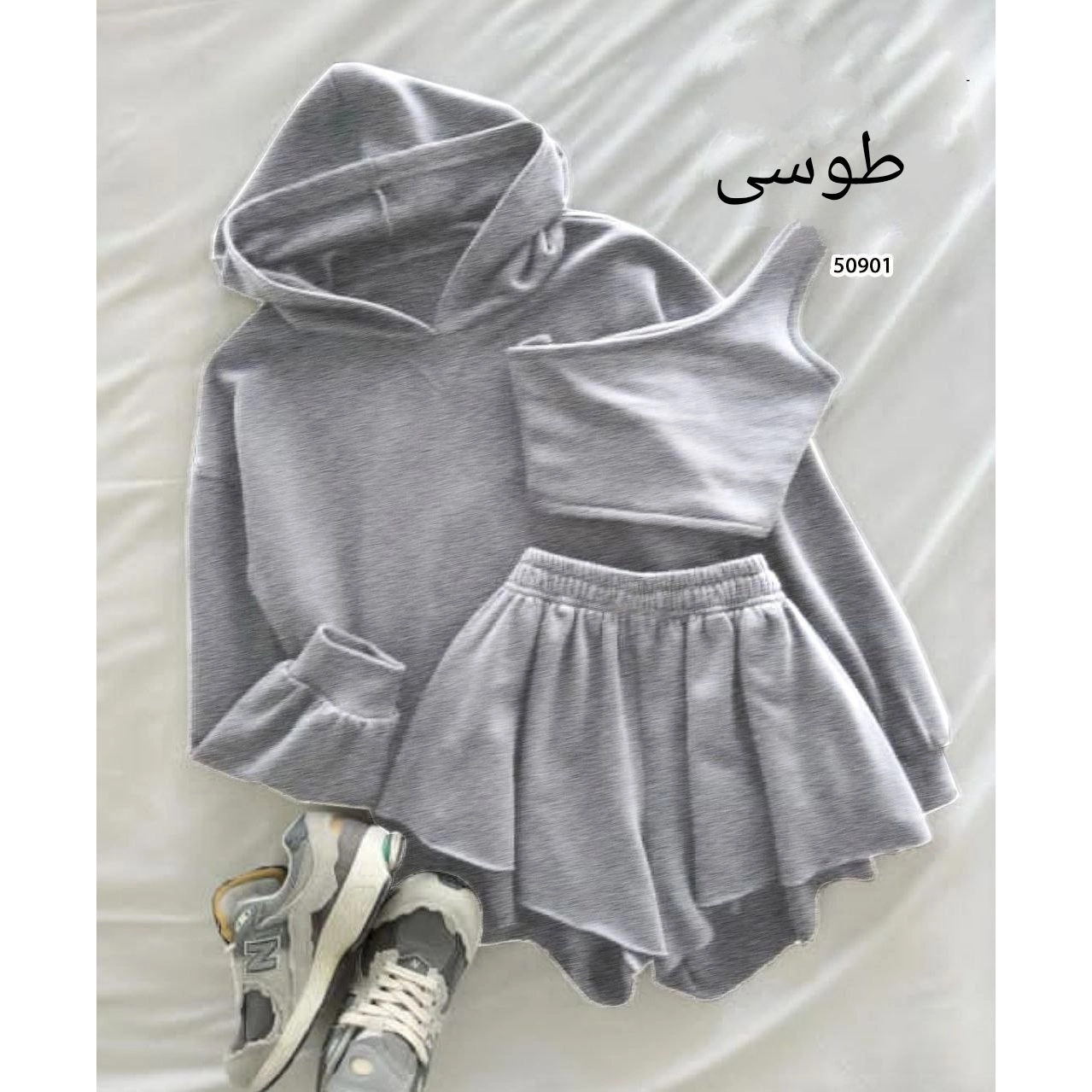 50901 سه تیکه هودی شورتک دامنی کراپ یه طرف بندی رومی دورس داخل کرکی تن شیک