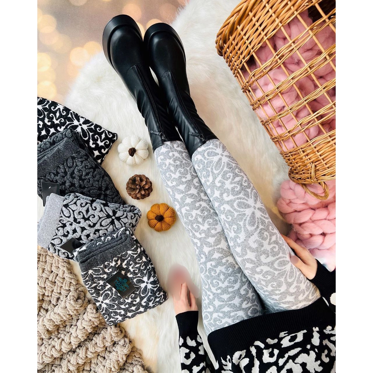 TOP شلوار بافت بافتنی طرح برجسته نخ اکریلیک قد ۹۵ تا ۱۰۰ فری سایز ۳۶ تا ۵۰ تن شیک