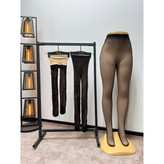 4635 جوراب شلواری تیریدی زنبوری داخل خز فری سایز ۳۶ تا ۴۴ تن شیک