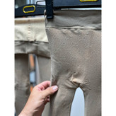 4530 جوراب شلواری کمرگنی سه بعدی تیریدی گوچی داخل شنل کامل کرمی فری سایز ۳۶ تا ۴۴ تن شیک