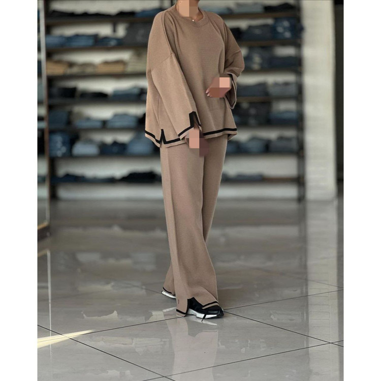 02107 ست پلیور و شلوار بافت راه راه پایین خط دار فری سایز ۳۶ تا ۴۸ تن شیک