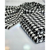 50129 شال آکرولیک بافت پیجازی قواره 70 در 190 نرم و لطیف تن شیک