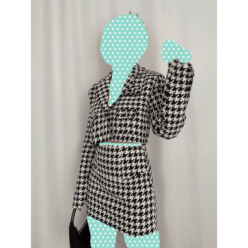 062 ست کت و دامن زیپ مخفی جنس پیردوپل لارج و ایکس لارج تن شیک