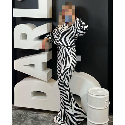 KHOR ست تیشرت و شلوار اسپرت زبرا کرپ کش عالی در ۲ سایزبندی تن شیک