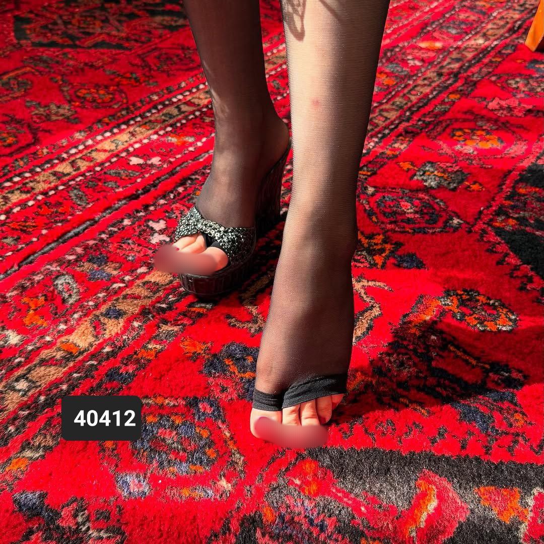 40412 جوراب شلواری دکلته مشکی و رنگ پا‌ مناسب کفشهای جلوباز فری سایز تا ۵۲ تن شیک